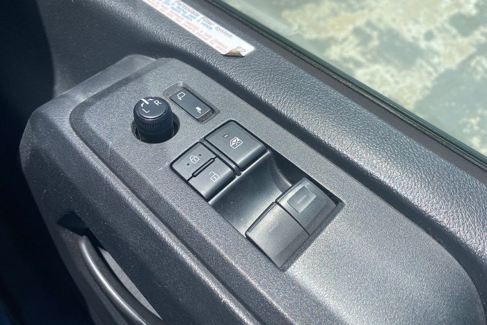 2019 Toyota Hiace Commuter