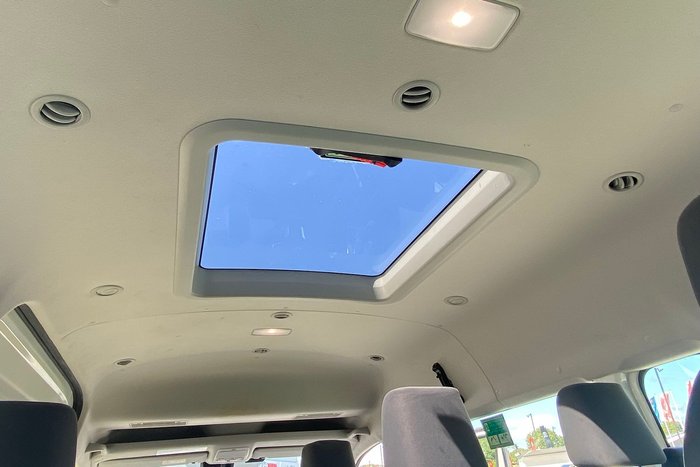 2019 Toyota Hiace Commuter