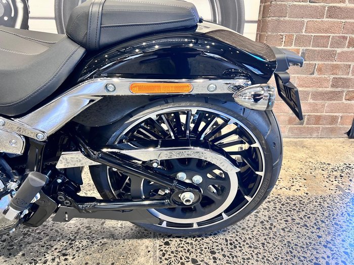 2025 Harley-Davidson Breakout 117 (FXBR) Softail Black