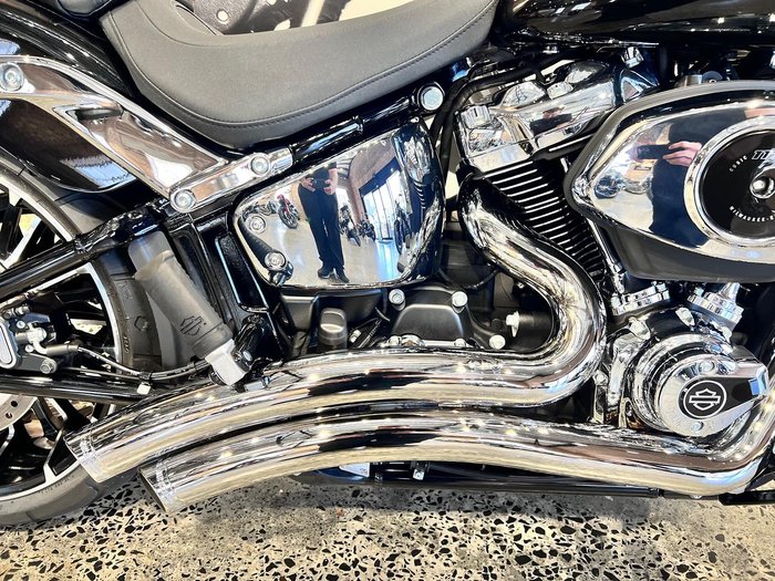 2025 Harley-Davidson Breakout 117 (FXBR) Softail Black