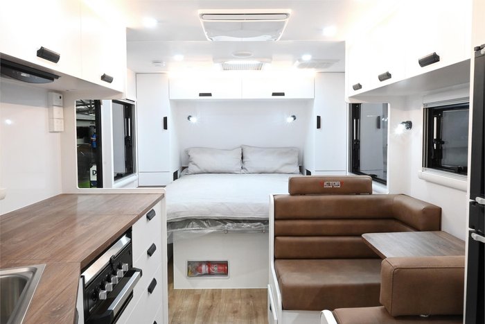 2025 VICTORY CARAVANS Touring 19'6