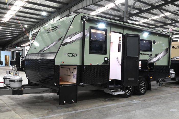 2025 VICTORY CARAVANS Touring 19'6