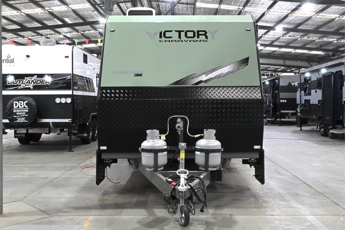 2025 VICTORY CARAVANS Touring 19'6