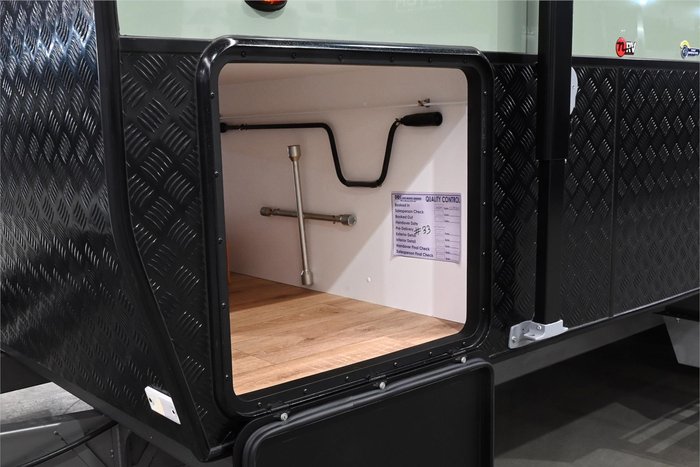 2025 VICTORY CARAVANS Touring 19'6