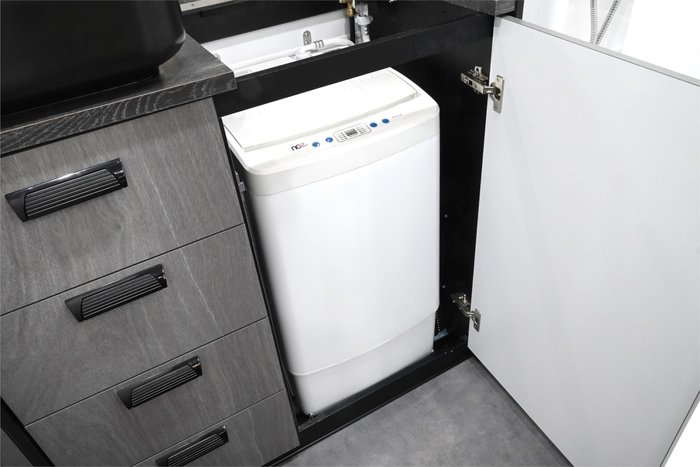 2025 VICTORY CARAVANS Slider 23'