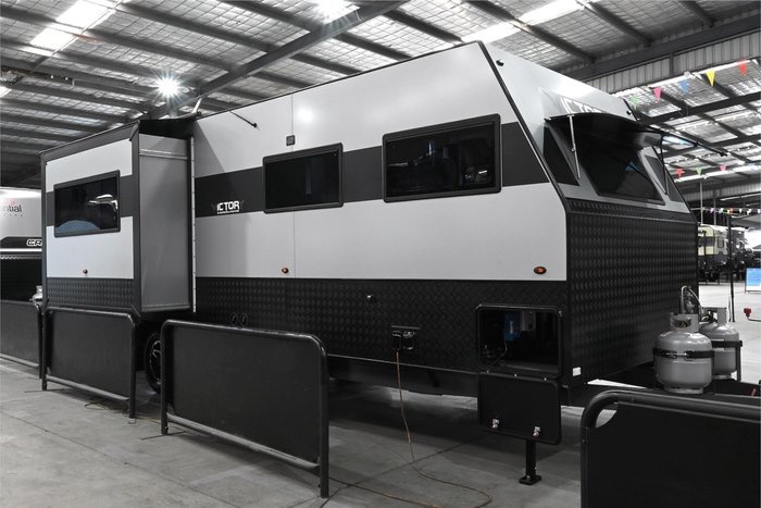 2025 VICTORY CARAVANS Slider 23'