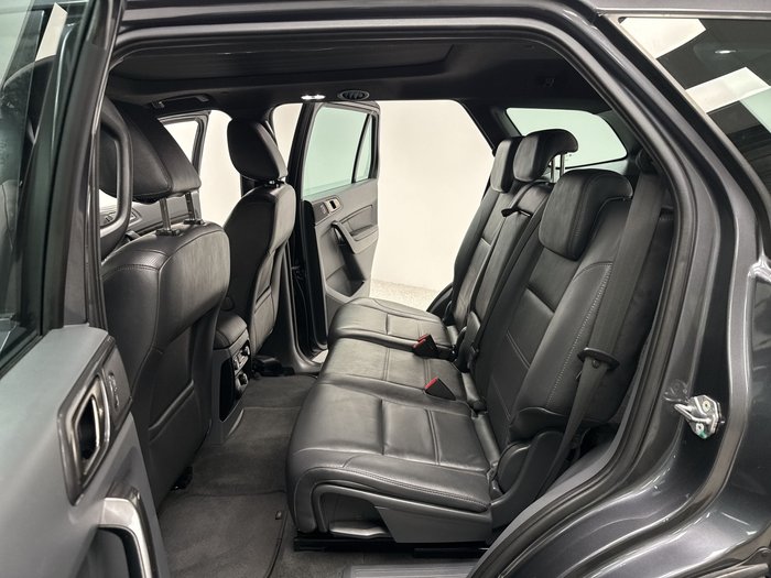 2018 Ford Everest Titanium
