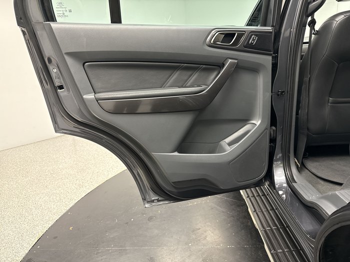 2018 Ford Everest Titanium