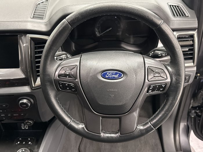 2018 Ford Everest Titanium