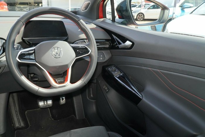 2025 Volkswagen ID.5 GTX