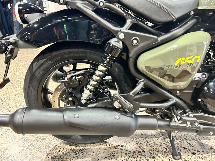 2025 Royal Enfield SHOTGUN 650 GREEN