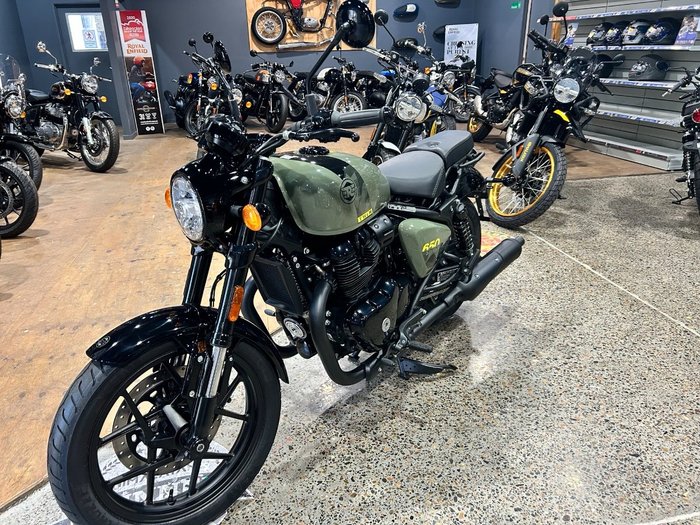 2025 Royal Enfield SHOTGUN 650 GREEN