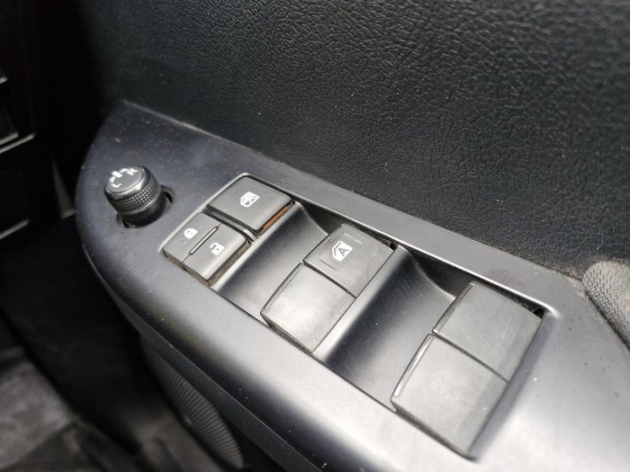 2020 Toyota Hilux SR