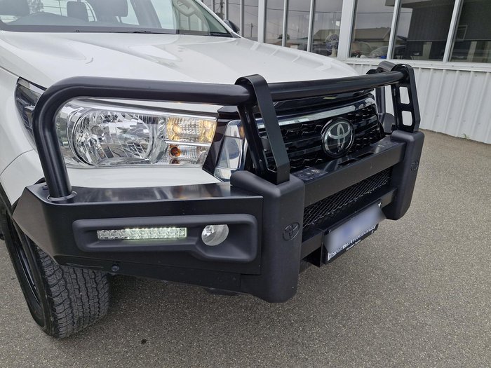 2020 Toyota Hilux SR