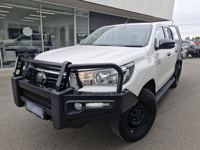2020 Toyota Hilux SR