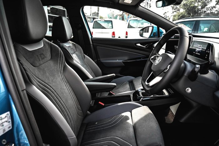 2025 Volkswagen ID.4 Pro