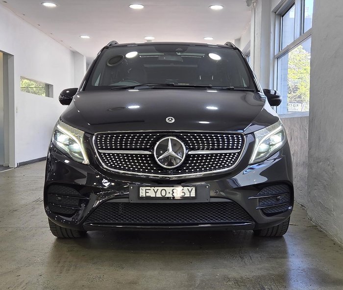 2022 Mercedes-Benz V-Class V300 d AMG Avantgarde