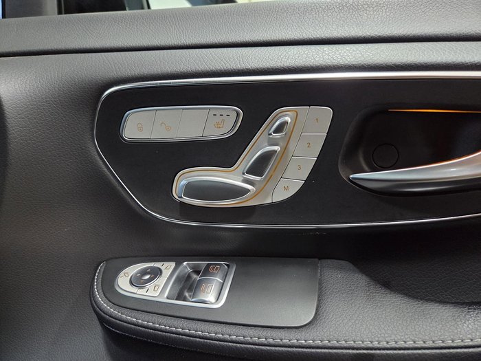 2022 Mercedes-Benz V-Class V300 d AMG Avantgarde