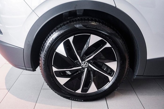 2025 Volkswagen ID.4 Pro