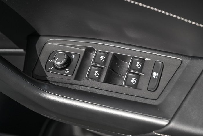 2024 Volkswagen T-Roc 140TSI R-Line