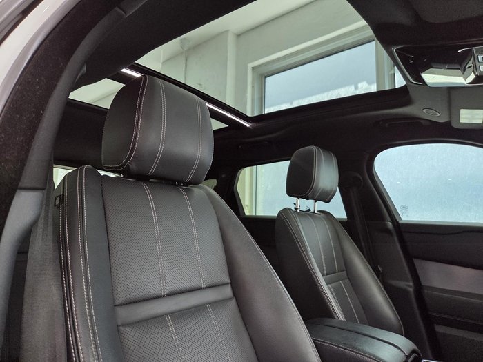 2021 Land Rover Range Rover Velar P250 R-Dynamic S