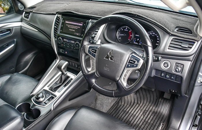 2018 Mitsubishi Pajero Sport GLS