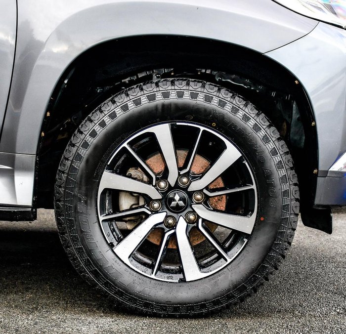 2018 Mitsubishi Pajero Sport GLS