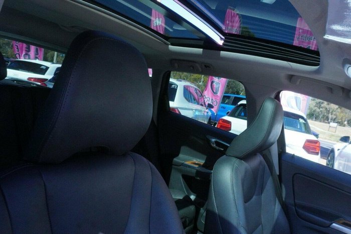 2015 Volvo XC60 D4 Luxury