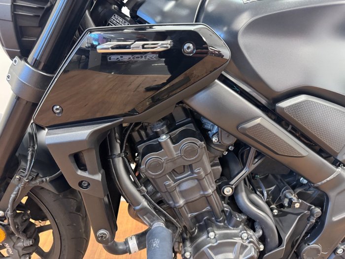 2023 Honda CB650R Black
