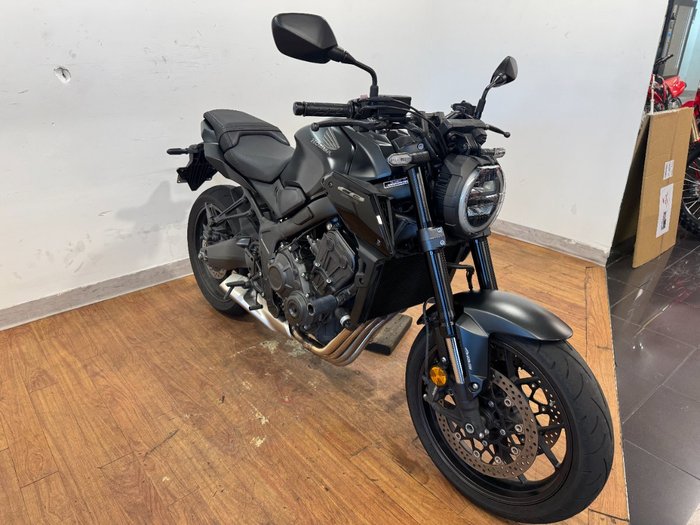 2023 Honda CB650R Black