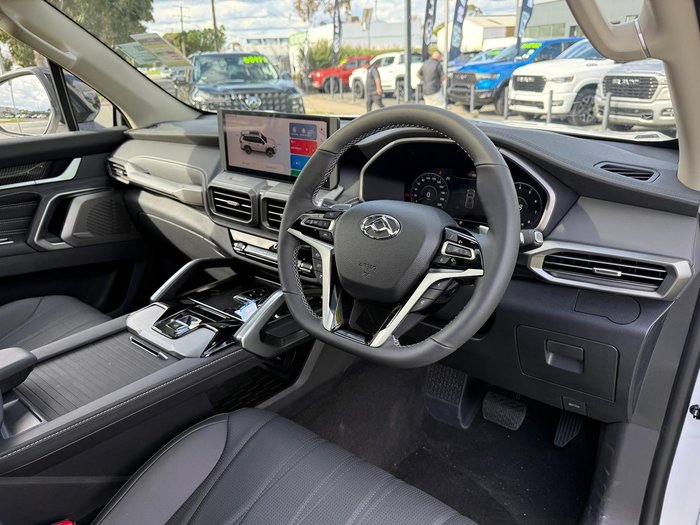 2025 LDV D90 Executive