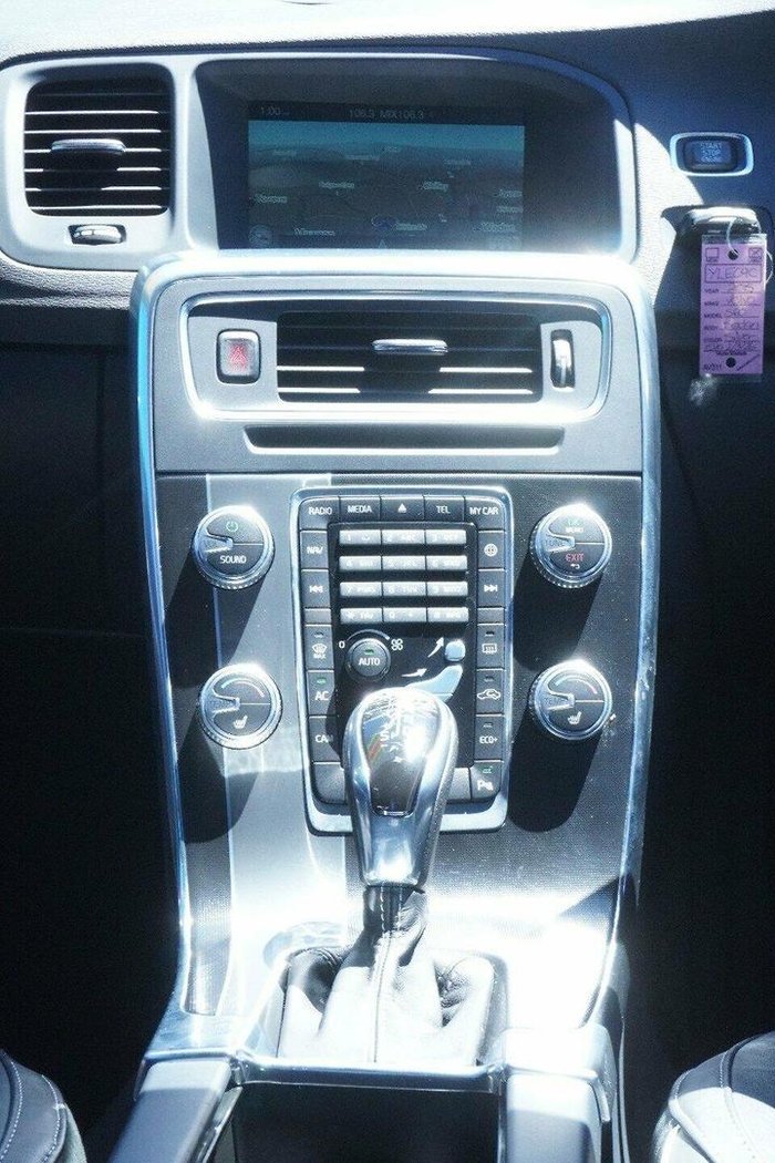 2015 Volvo S60 T5 R-Design