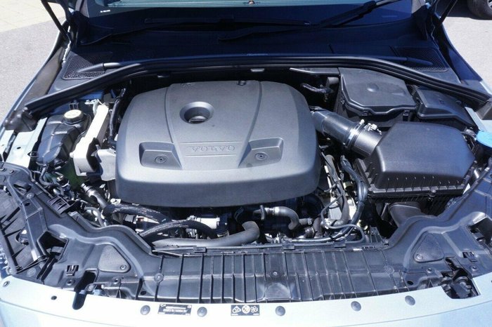 2015 Volvo S60 T5 R-Design