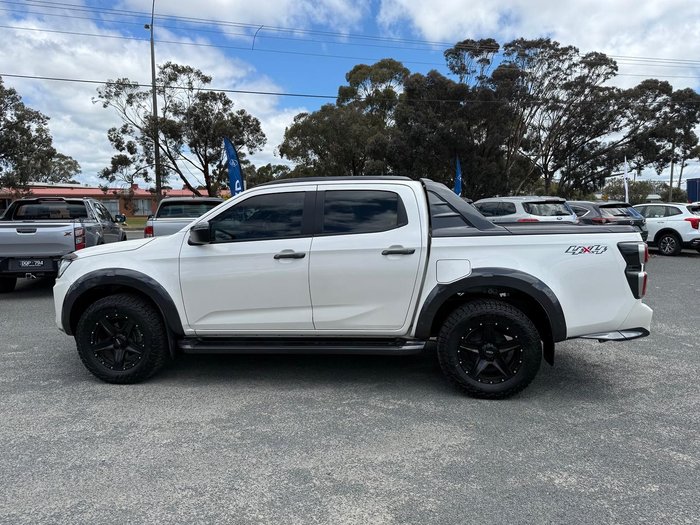 2022 Isuzu D-MAX X-TERRAIN
