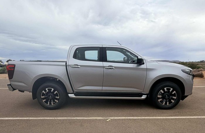 2025 Mazda BT-50 GT