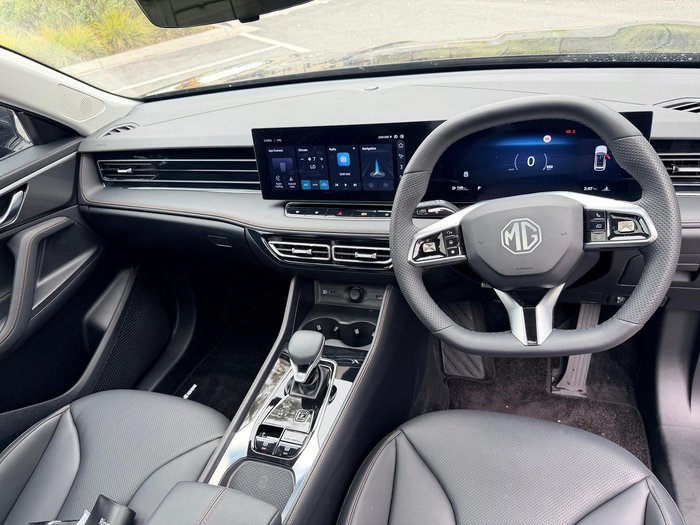 2025 MG HS Essence AS33 MY25 Black Pearl