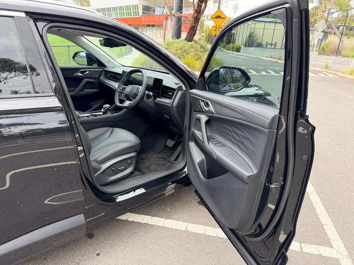 2025 MG HS Essence AS33 MY25 Black Pearl