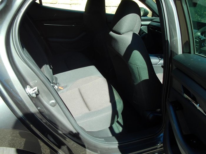 2025 Mazda 3 G20 Evolve