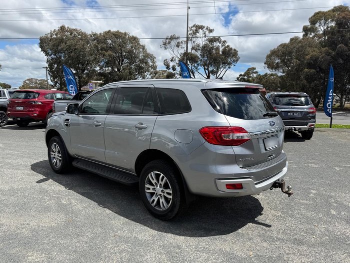 2015 Ford Everest Trend