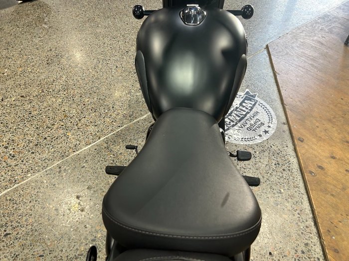 2025 Royal Enfield CLASSIC 350 DARK STEALTH BLACK