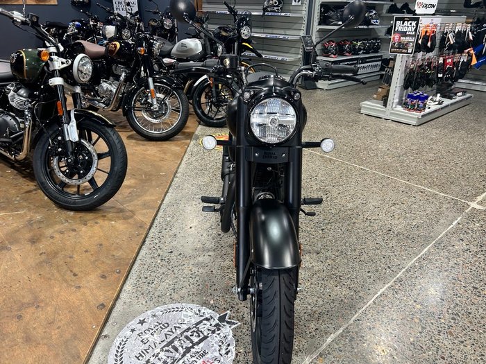 2025 Royal Enfield CLASSIC 350 DARK STEALTH BLACK