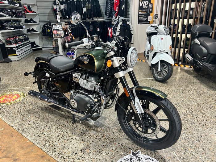 2025 Royal Enfield SUPER METEOR 650 Interstellar Green