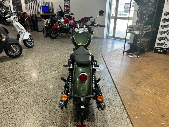 2025 Royal Enfield SUPER METEOR 650 Interstellar Green