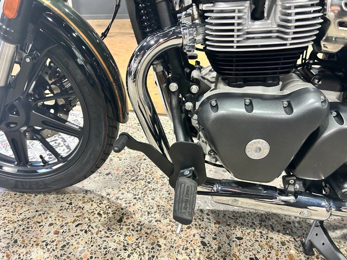 2025 Royal Enfield SUPER METEOR 650 Interstellar Green