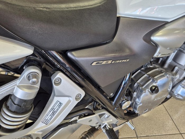 2005 Honda CB1300S CB1300 Red