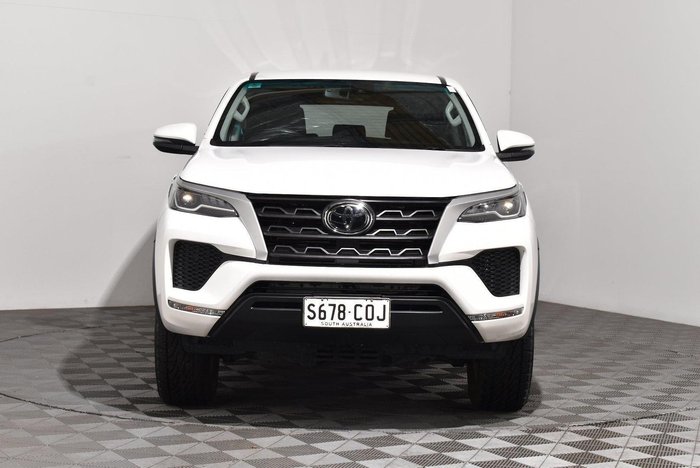 2022 Toyota Fortuner GX