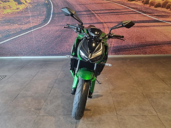 2025 Kawasaki Z1000 ABS Z Green