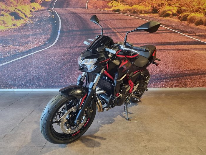2025 Kawasaki Z650L (LAMS) Z Red