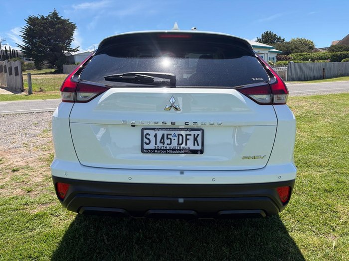 2024 Mitsubishi Eclipse Cross PHEV ES