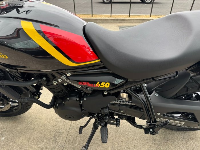 2025 Royal Enfield (see Also Enfiel GUERILLA 450